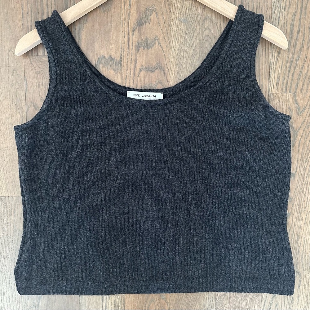 St. John Sleeveless Scoop Neck Knit 100% Wool Top in Charcoal Grey Size Small